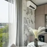 Sky&river Towe Center * 考纳斯