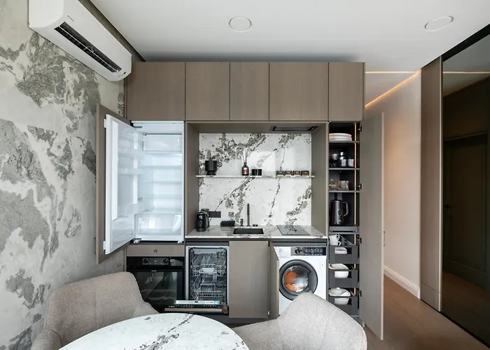 Sky&river Towe Center *